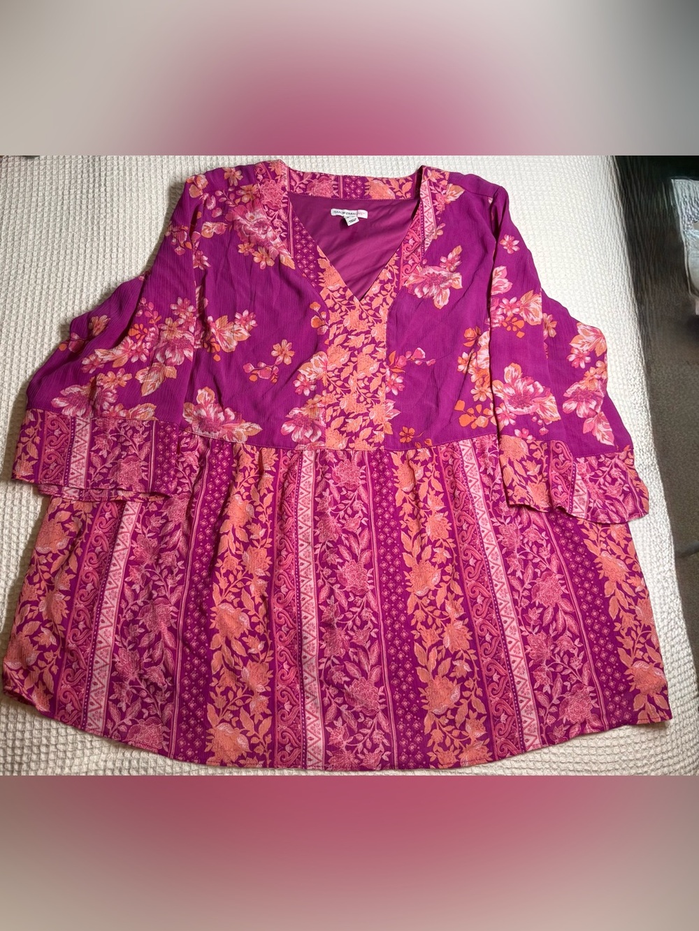 Isaac Mizrahi Floral V-Neck Blouse in Magenta and Coral